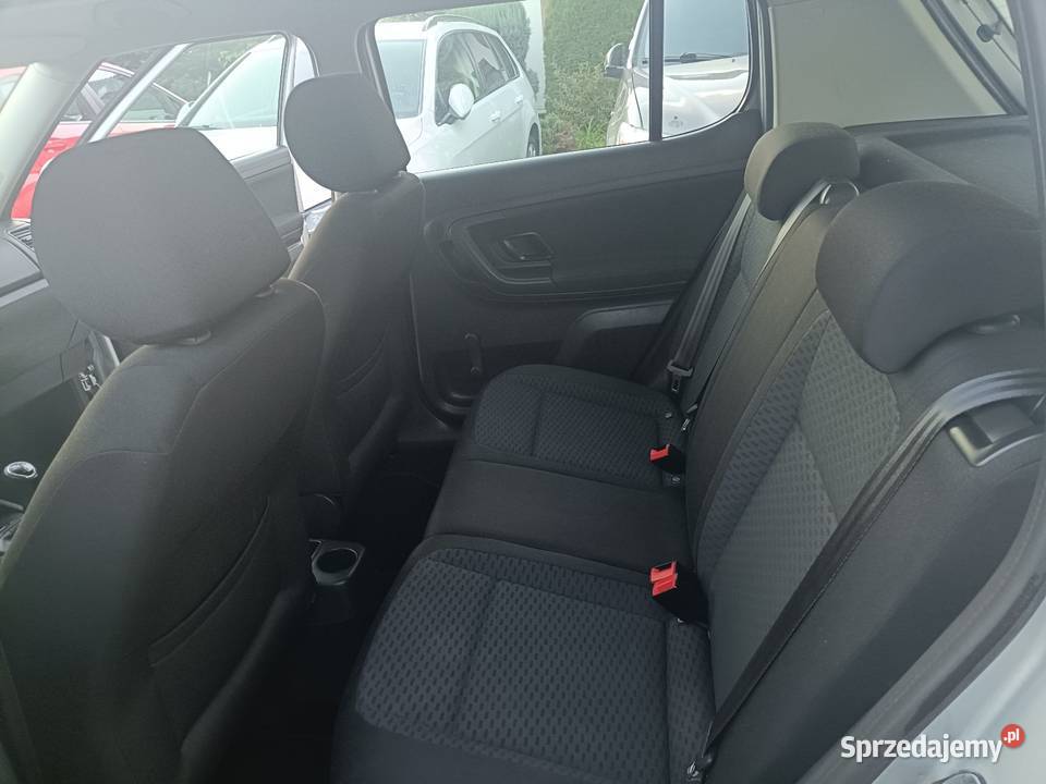 Skoda Fabia 12 TDI Model 2013 srebrny Fabia Zielona Góra