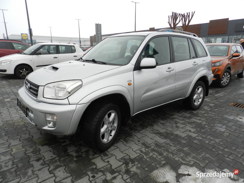 Toyota RAV4 5 drzwi klima hak 4x4 hak RAV4 Olsztyn