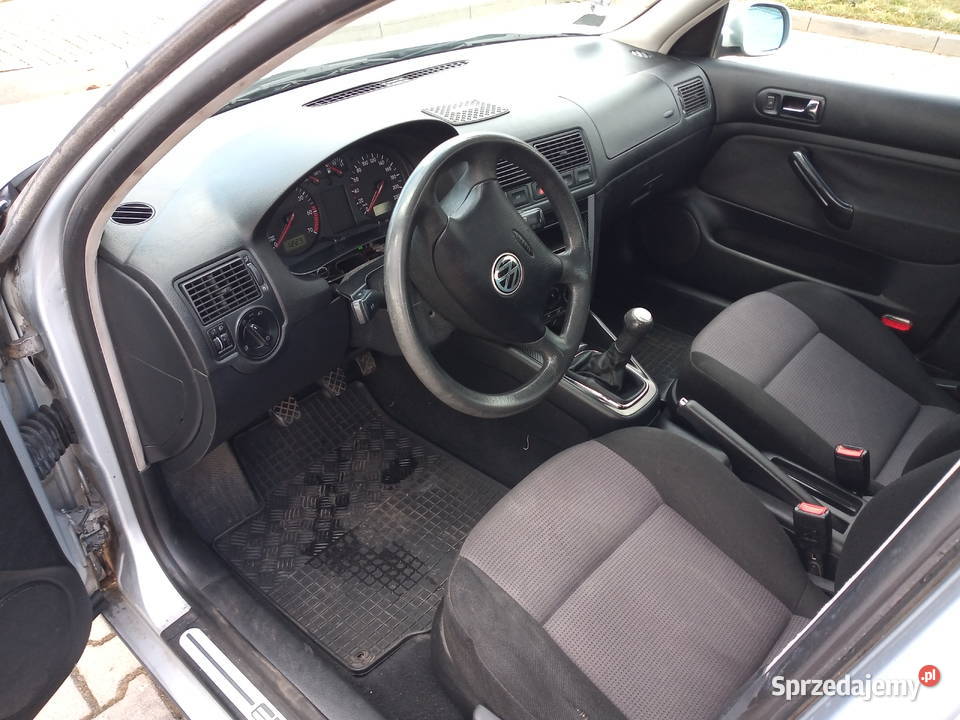 VW Golf IV 14 benzyna 1390cm3 Katowice
