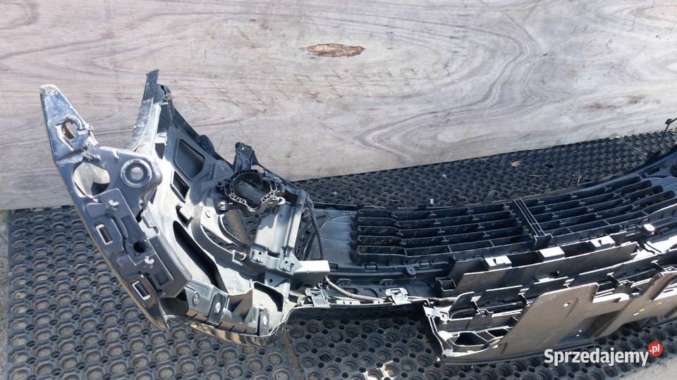 RENAULT MEGANE III LIFT ZDERZAK PRZÓD NV676 Zbierkowo sprzedam