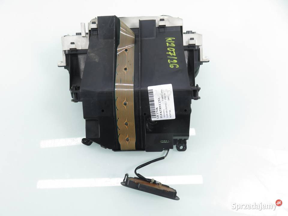 LICZNIK TOYOTA YARIS I 14 D4D 8380052640 Wyposażenie wnętrza