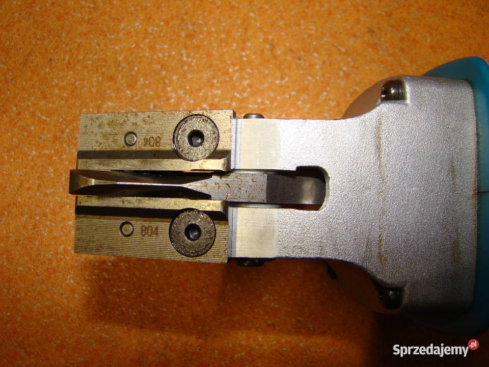 Nożyce do blachy płaskiej MAKITA JS 1670 Ref JS śląskie Bielsko-Biała