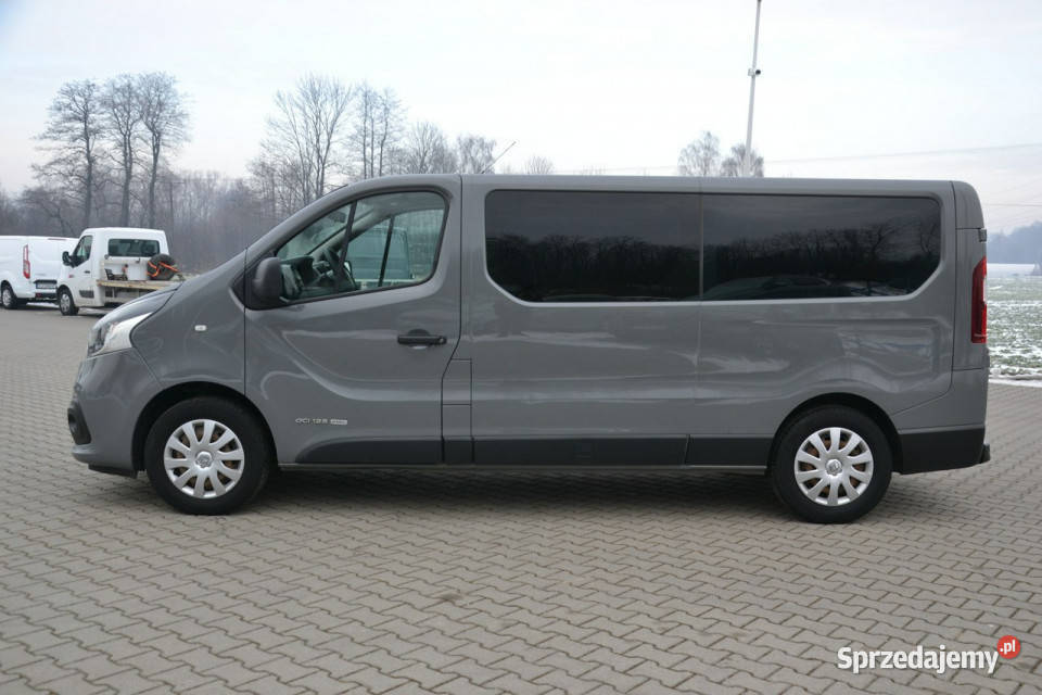 Renault Trafic long 9cio osobowy nawiewy tył 16 Kęty sprzedam