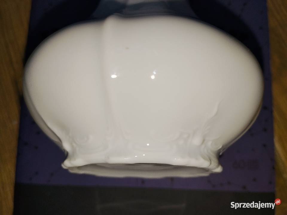 Porcelanowy wazonik Hutschenreuther biały Nowa Karczma