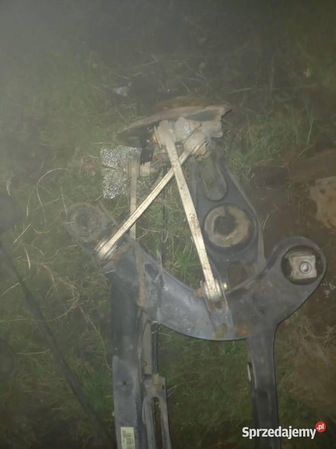 Sprzedam belkę tylną zawieszenia do Mercedes sprzedam