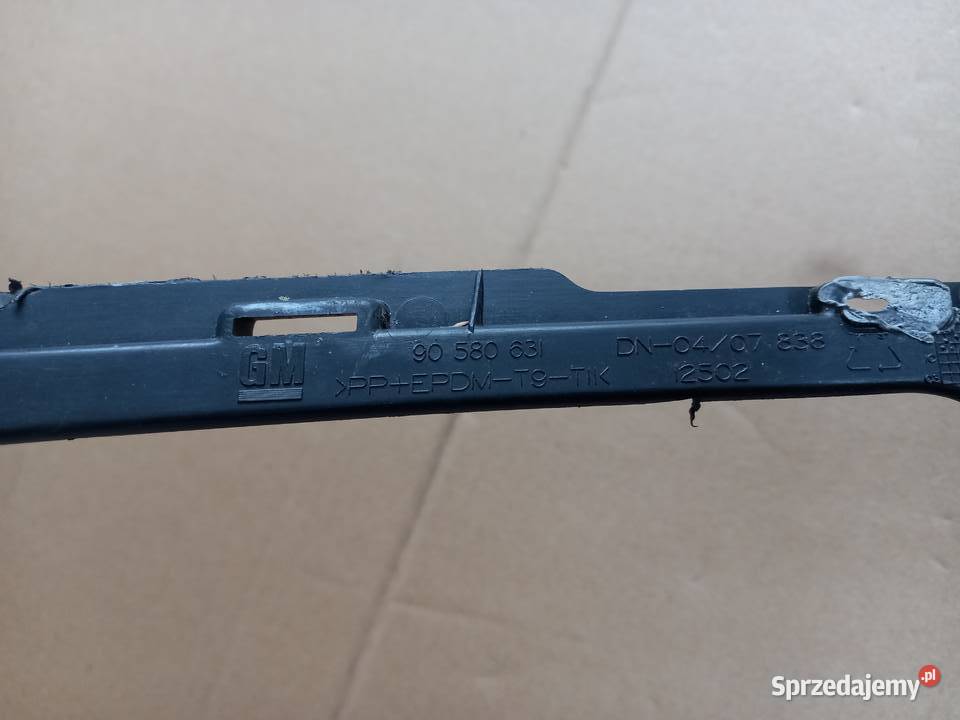 Opel Zafira A kratka prawy halogen przedniego Bukownica