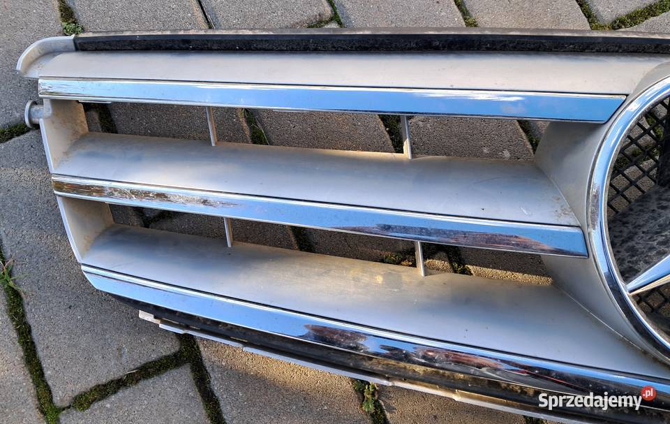 MERCEDES C KLASA W204 GRILL ATRAPA A2048800023 dolnośląskie Wrocław