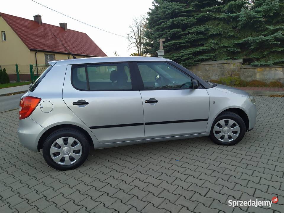 Skoda Fabia 2009r 1.4 MPI Benzyna Długie opłaty! Zadbana!!!