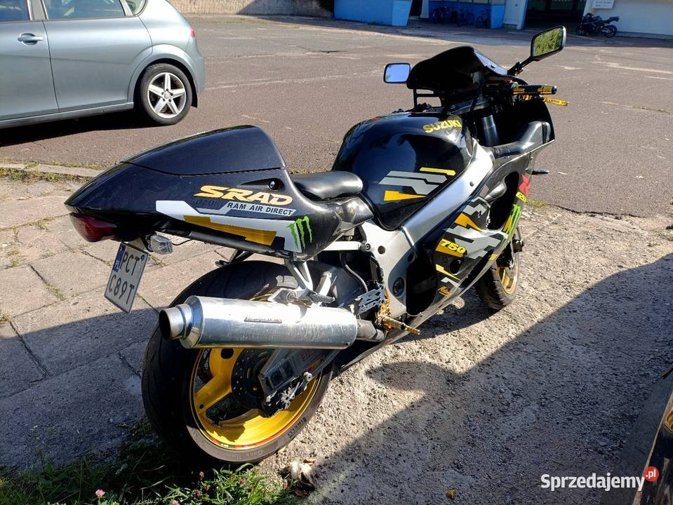 Suzuki GSXR 750 srad sprzedaż bądź zamiana Rok produkcji 1999 Motocykle, skutery, quady Bełdów