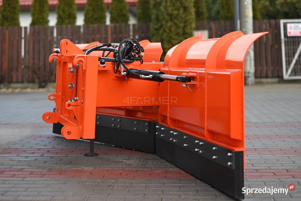 Pług do śniegu strzałkowy 3M 300 hydrauliczny Tajęcina sprzedam