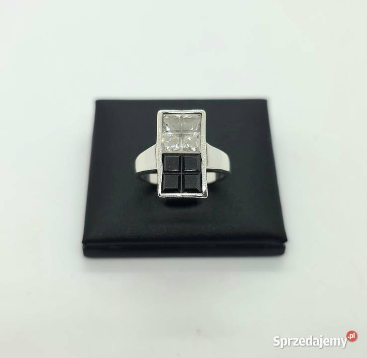 Srebrny pierścionek próby 925 655g Rozmiar 14 Elbląg