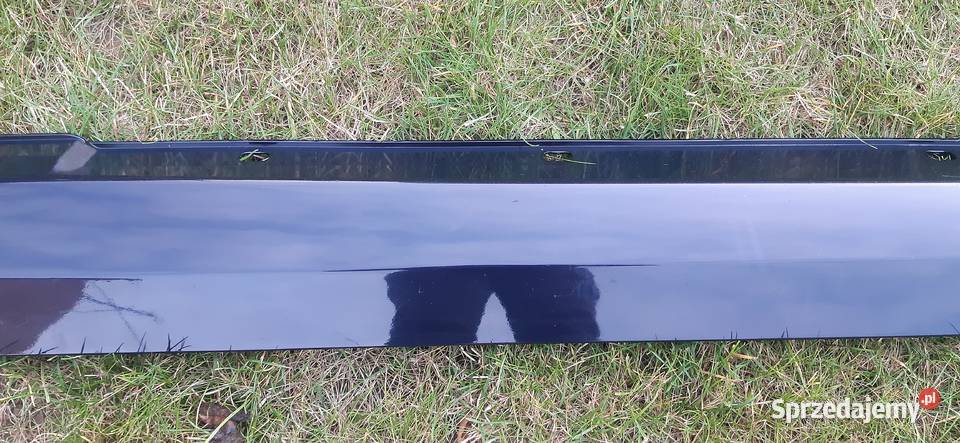 LISTWA PROGOWA LEWA MERCEDES W204 LIFT KOMBI Części dolnośląskie Mielęcin