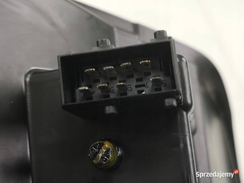 LAMPA LEWY PRZÓD CITROEN BERLINGO 20022010 NOWA osobowe