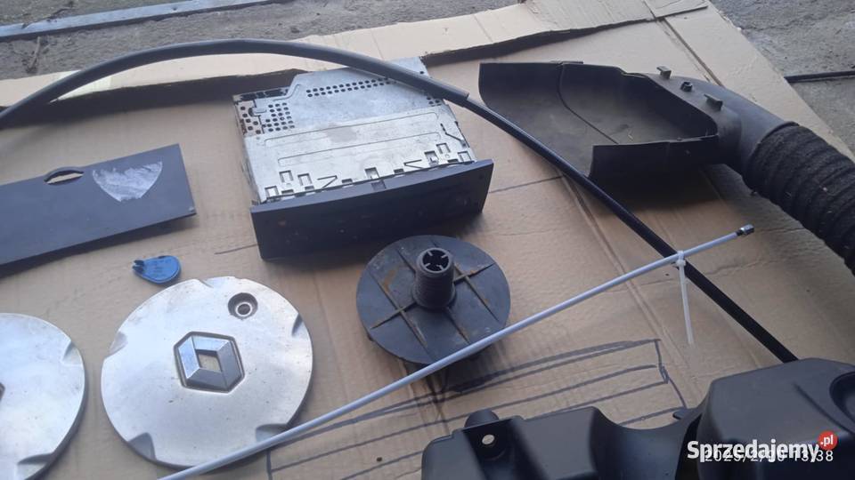 Renault Megane 2 Części kołpaki lewarek zapas łódzkie sprzedam