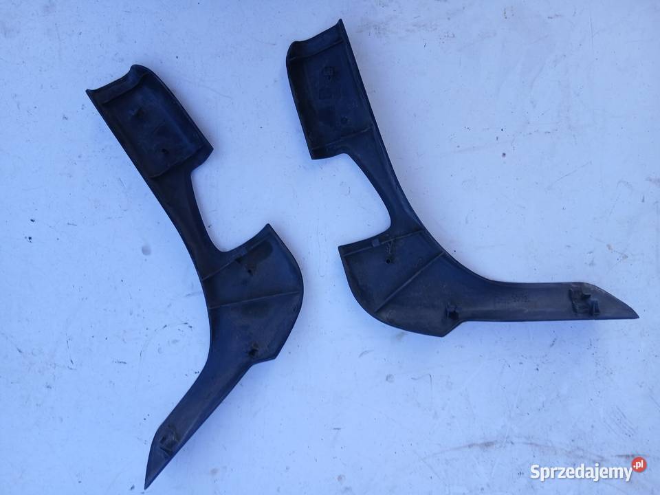 Audi A4 B6 B7 Avant osłona zawiasu tylnej klapy Szczerbice