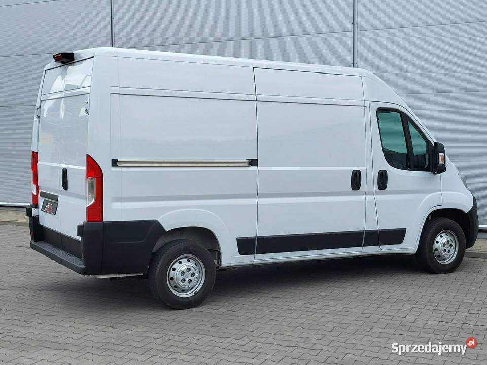 Opel Movano 22d 140 23 przebiegu nowy Auto Komis manualna Samochody dostawcze Piła sprzedam