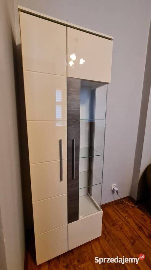 Witryna przeszkona z 6 półkami biała HM Velvetia sprzedam