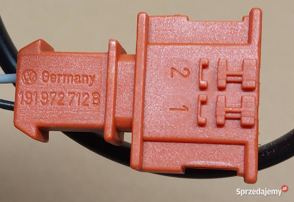 MIKROSTYK MIKROPRZEŁĄCZNIK ZAMKA KLAPY VW GOLF 3 Mielęcin