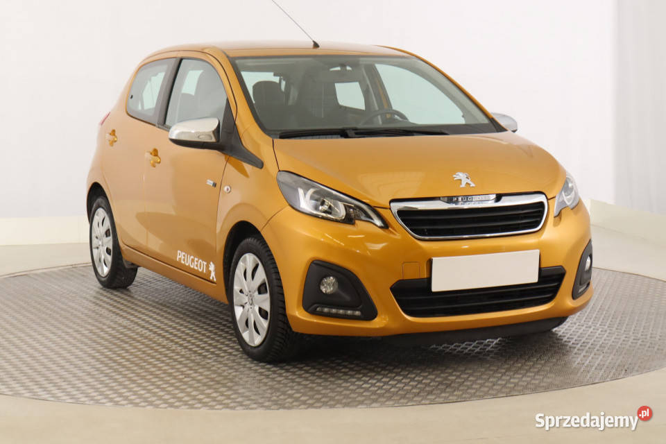 Peugeot 108 12 PureTech gniazdo USB