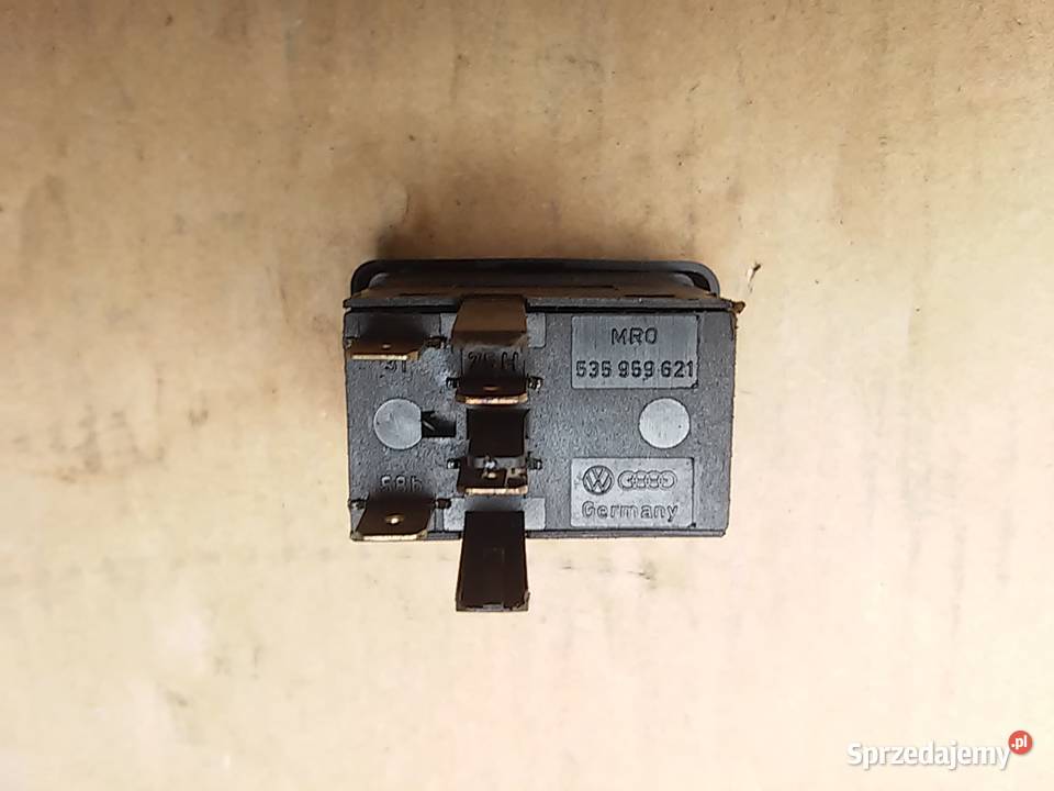 WŁĄCZNIK OGRZEWANIA SZYB VW PASSAT TYŁ 535959621 Sokółka