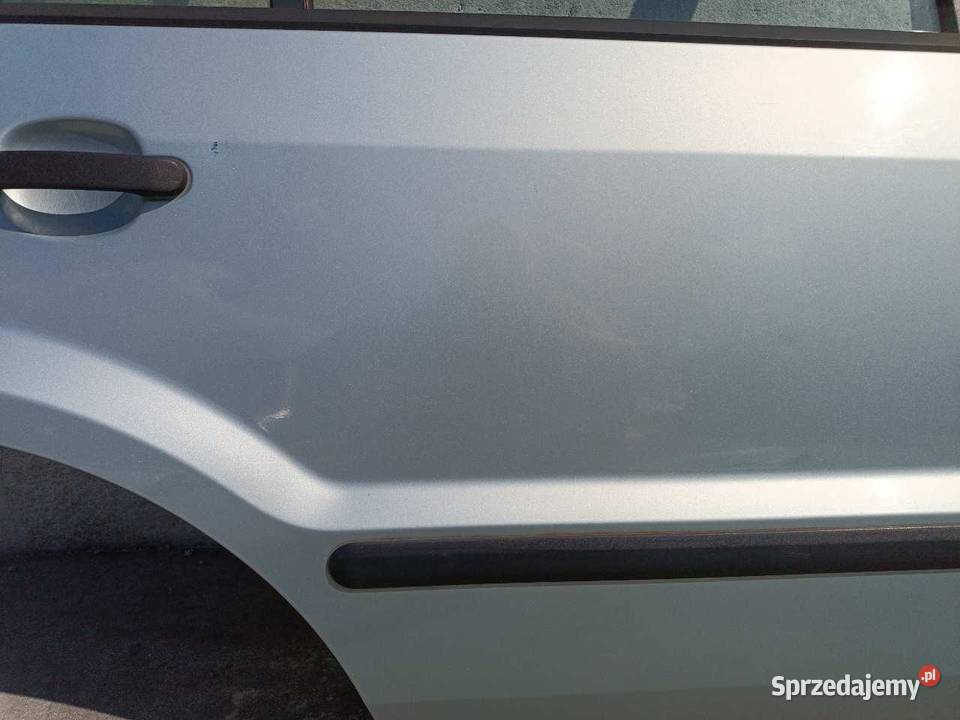 DRZWI PRAWY TYŁ 6A FORD FUSION Części samochodowe