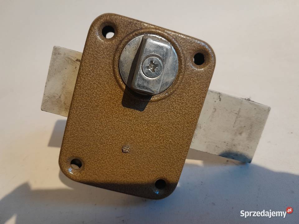 Zamek nawierzchniowy do garażu używany Pozostałe Dąbrowa Górnicza