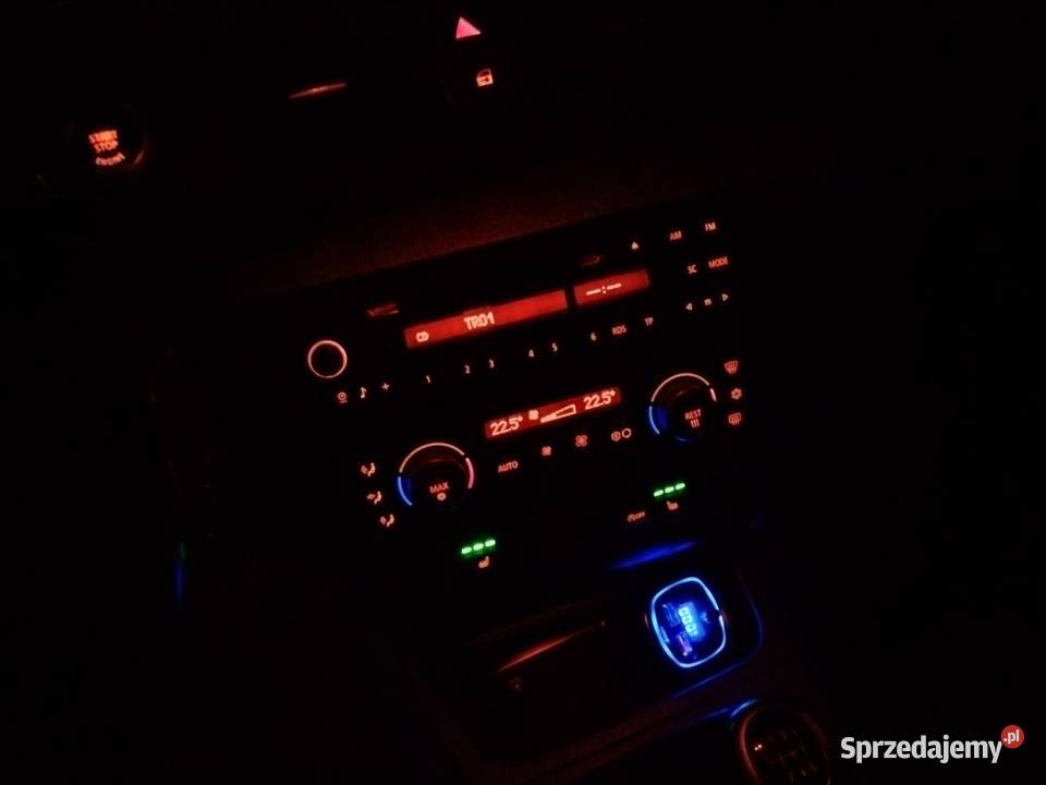 BMW serii 1 E87 16 Benzyna Hatchback Radom