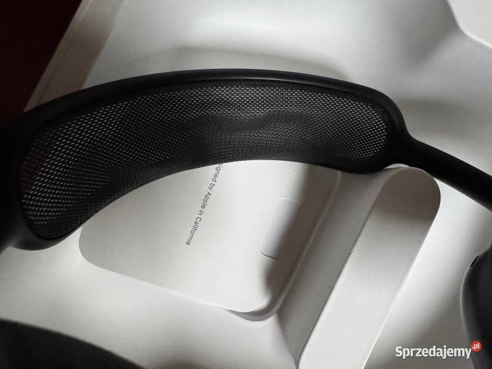 Słuchawki nauszne APPLE AirPods z etui Space Dąbie sprzedam