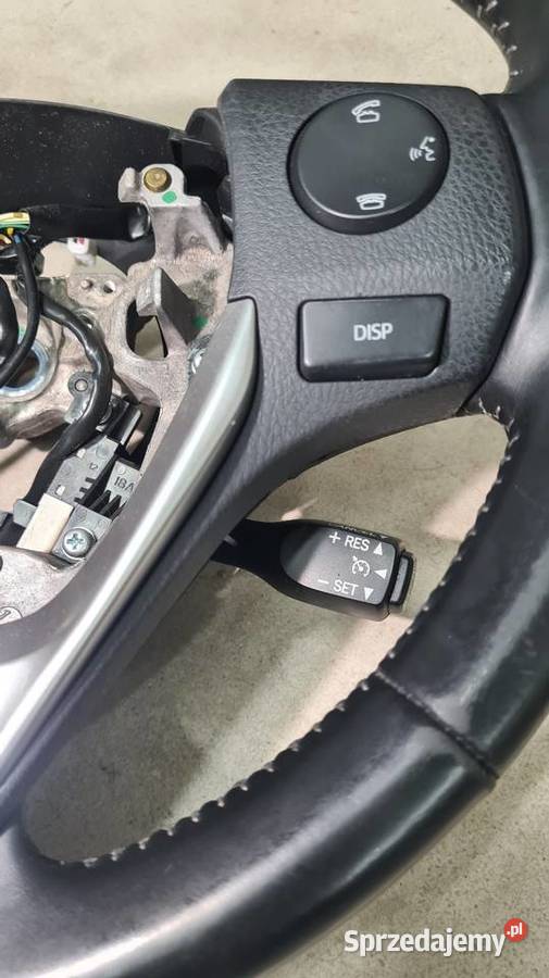 Kierownica Toyota Auris II 2018r tempomat Durlasy