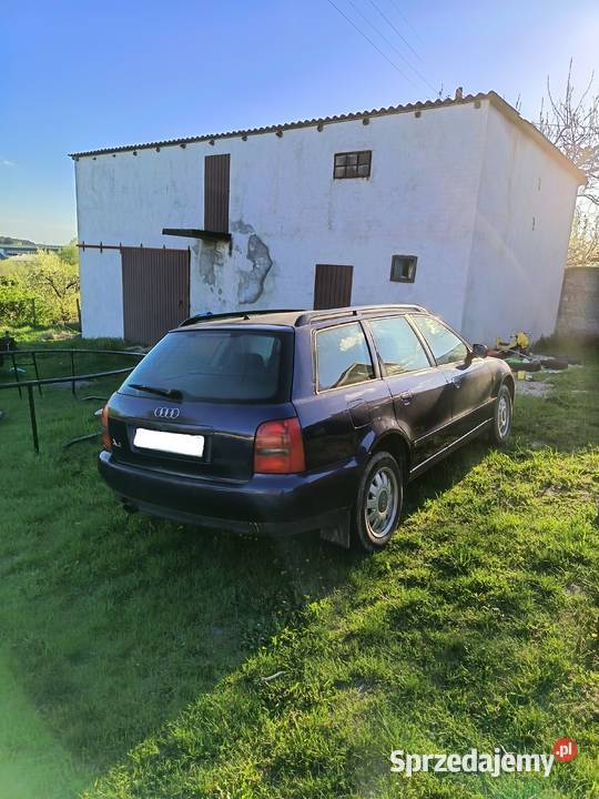 Audi A4 B5 1998 16 benzyna 101 wielkopolskie Słupca