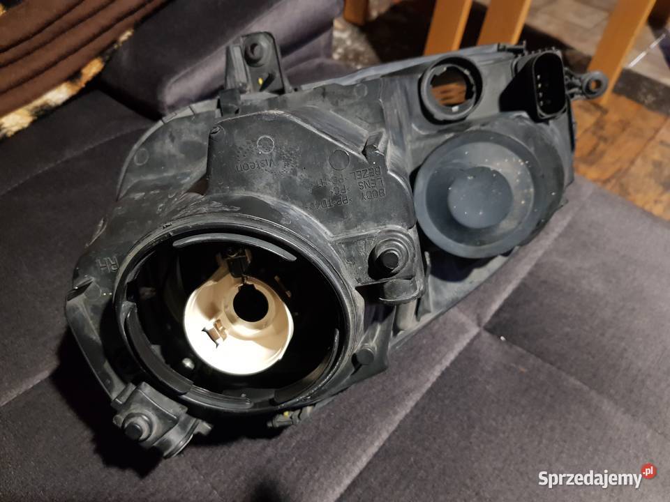 VW GOLF V Lampa reflektor europa orginal świętokrzyskie Jędrzejów