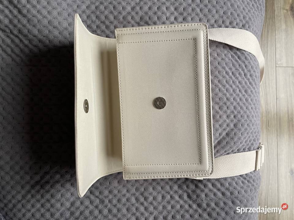 Stradivarius Contrast kremowa torba na ramię Torby i torebki