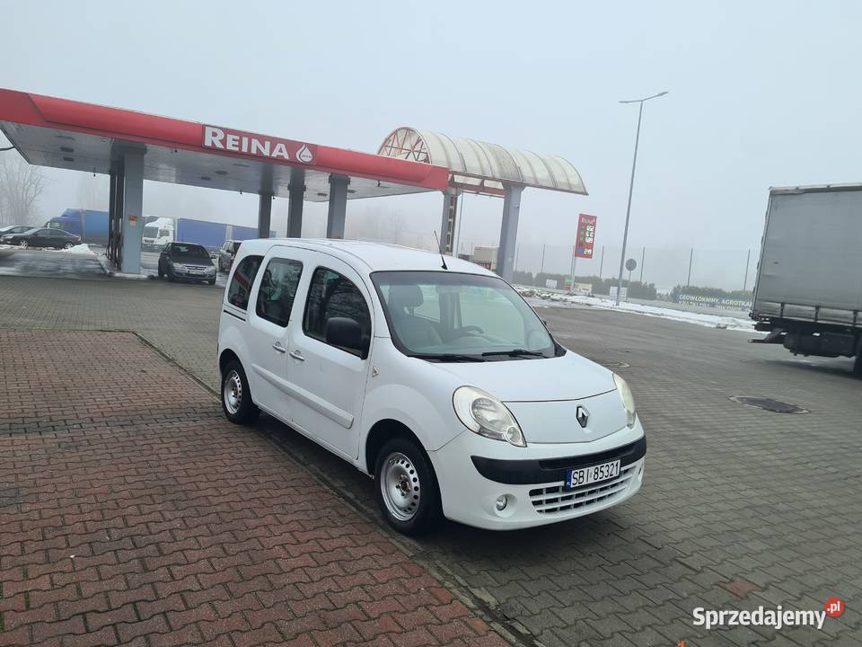 FVAT 23Renault Kangoo 2012r 15 dCi 90 5 osób