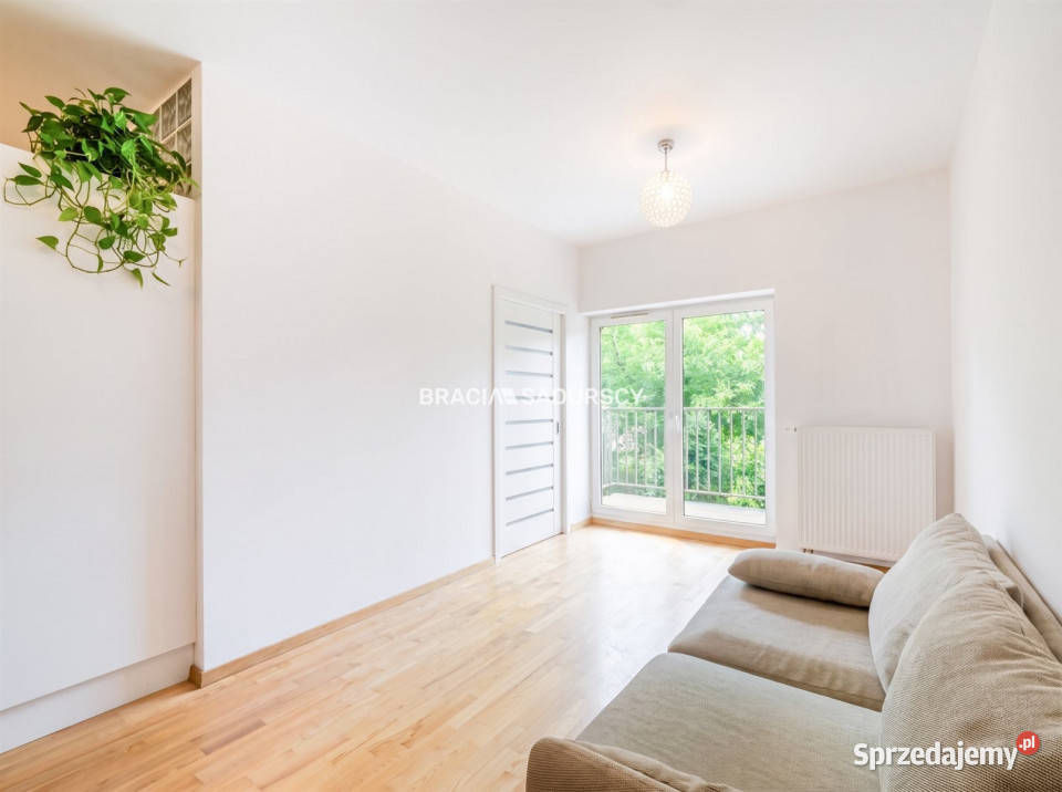 Mieszkanie Kraków Zdunów 6694m2 4pokojowe 66.94m2