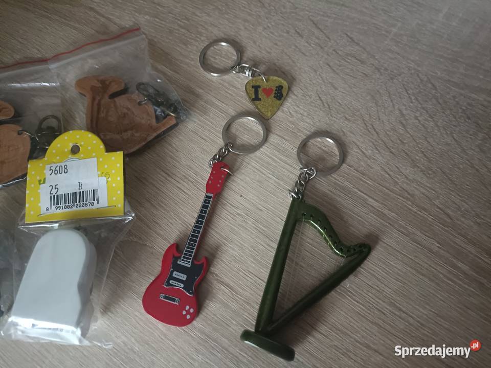 Zestaw 7 breloczków instrumenty Antyki, Sztuka, Kolekcje Kwidzyn