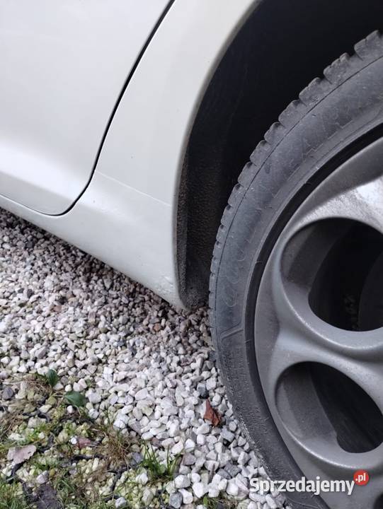 ALFA ROMEO GIULIETTA hatchback 2011 diesel 2000cm3 Wrocław