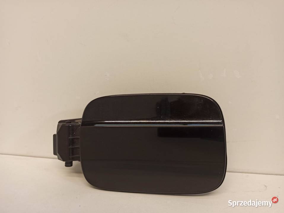 AUDI A4 B8 KLAPKA WLEWU Y9B LY9B 8K0809999A osobowe sprzedam