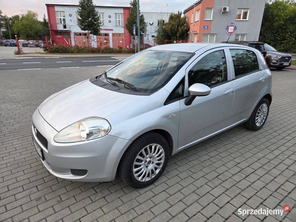 Fiat Grande Punto 14 benzyna 2011r mazowieckie sprzedam