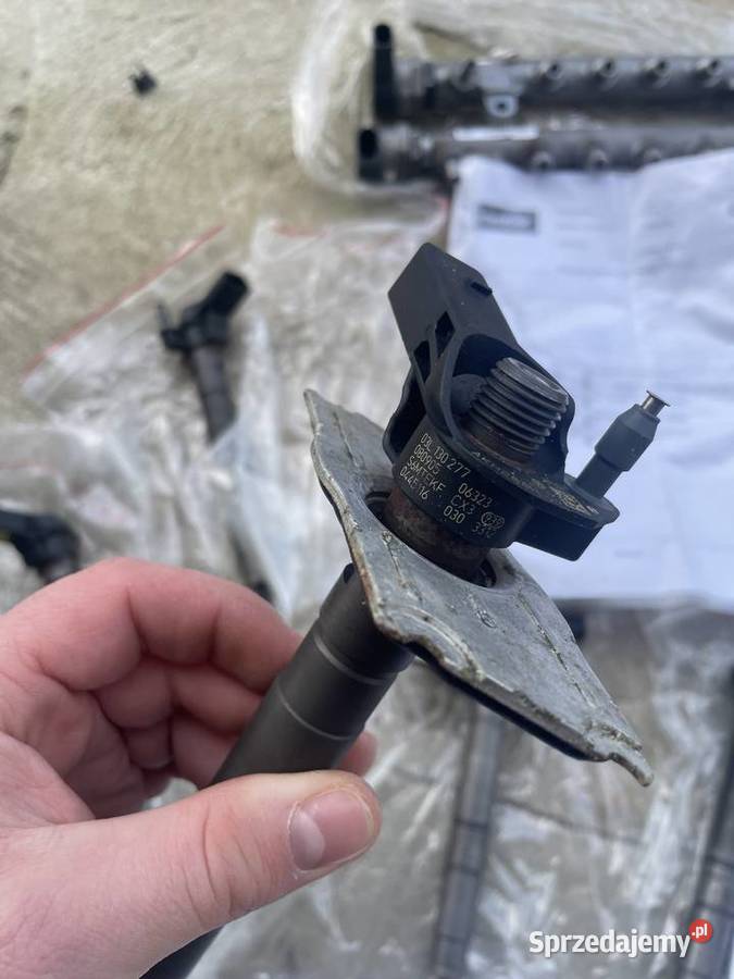 Wtryski 03L 130 277 listwa wtryskowa 03L 130 089 Ostrołęka