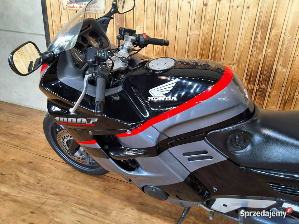 Honda CBR ŁADNA HONDA raty kup online Piękna CBR bagażnik wielkopolskie Bicz