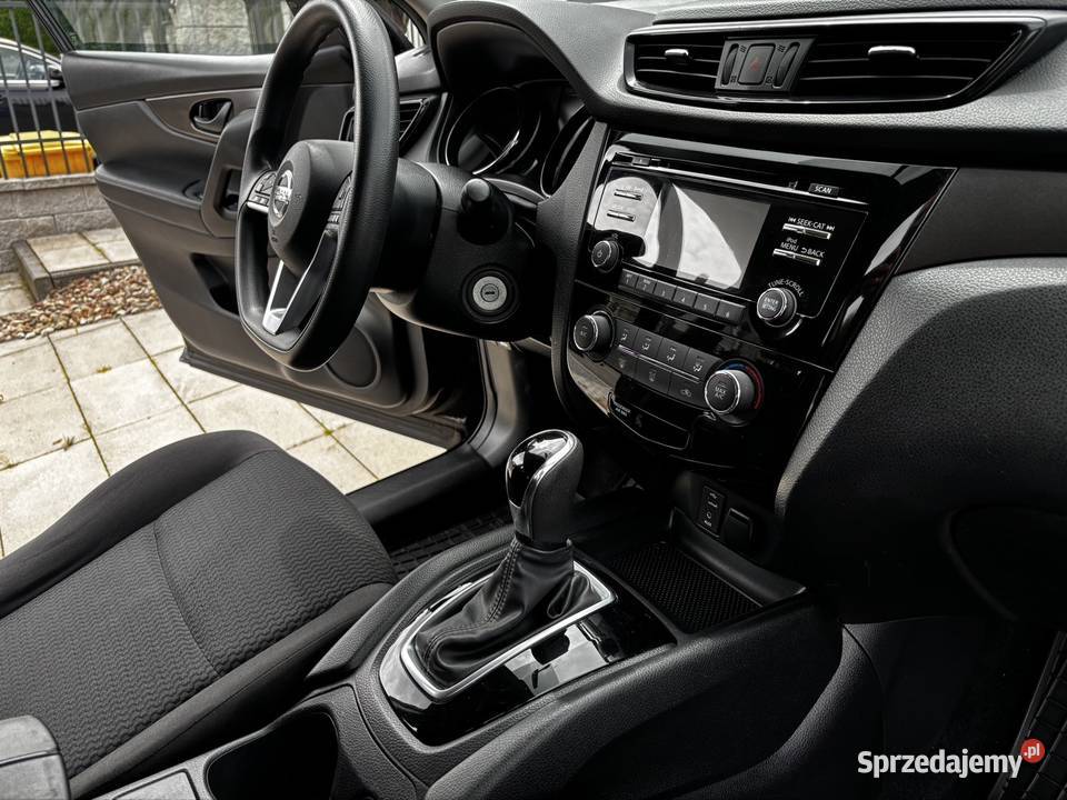 QashqaiRogue Sport r2018 4x4 20 benzyna 140 Qashqai Sierakowice sprzedam