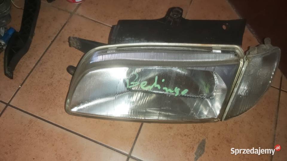 Lampa przód lewa CITROEN BERLINGO PEUGEOT Margonin