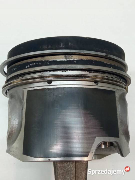 TŁOK KORBOWÓD 83L82 30 TDI Audi A4 IV 20082015