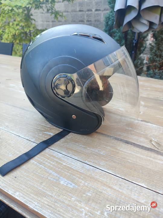 Sprzedam kask na skutera Kaski