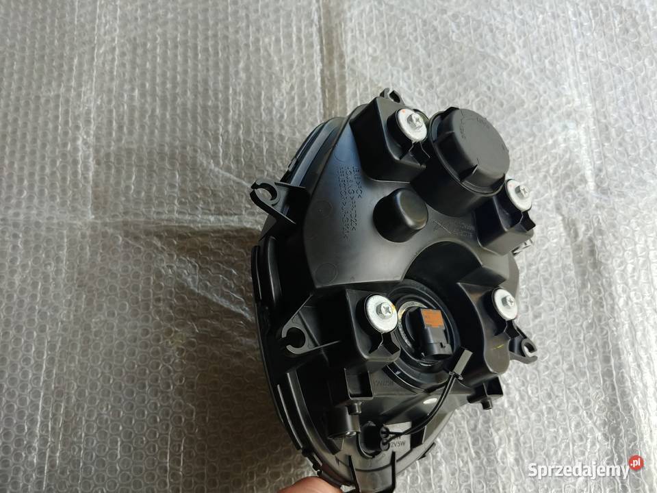 Lampa reflektor przód Suzuki DL 1000 DL 650 Reflektory i halogeny Zamość sprzedam