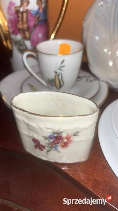 Wykałacznik ecru Z kwiatkami Syg Schwarzenhammer