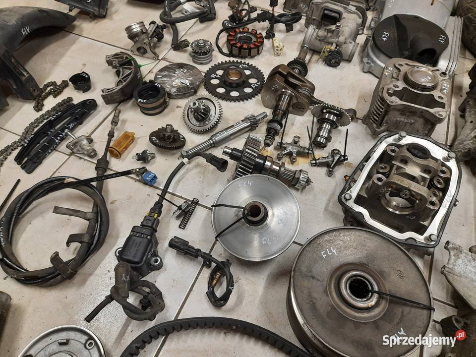 Piaggio FLY 3V silnik części Wał koło cylinder dolnośląskie Jelenia Góra