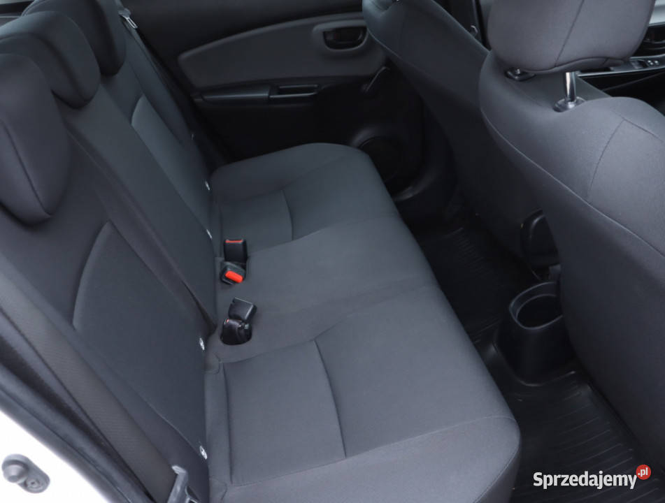 Toyota Yaris 15 Dual VVTi manualna Piaseczno