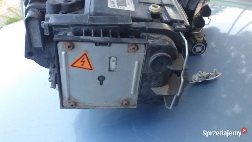 LAMPY PRZEDNIE VW PASSAT B6 BI XENON SKRETNY
