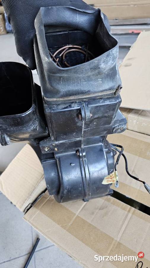 Nagrzewnica z obudowa duża Citroen DSID Nagrzewnice Oleśnica